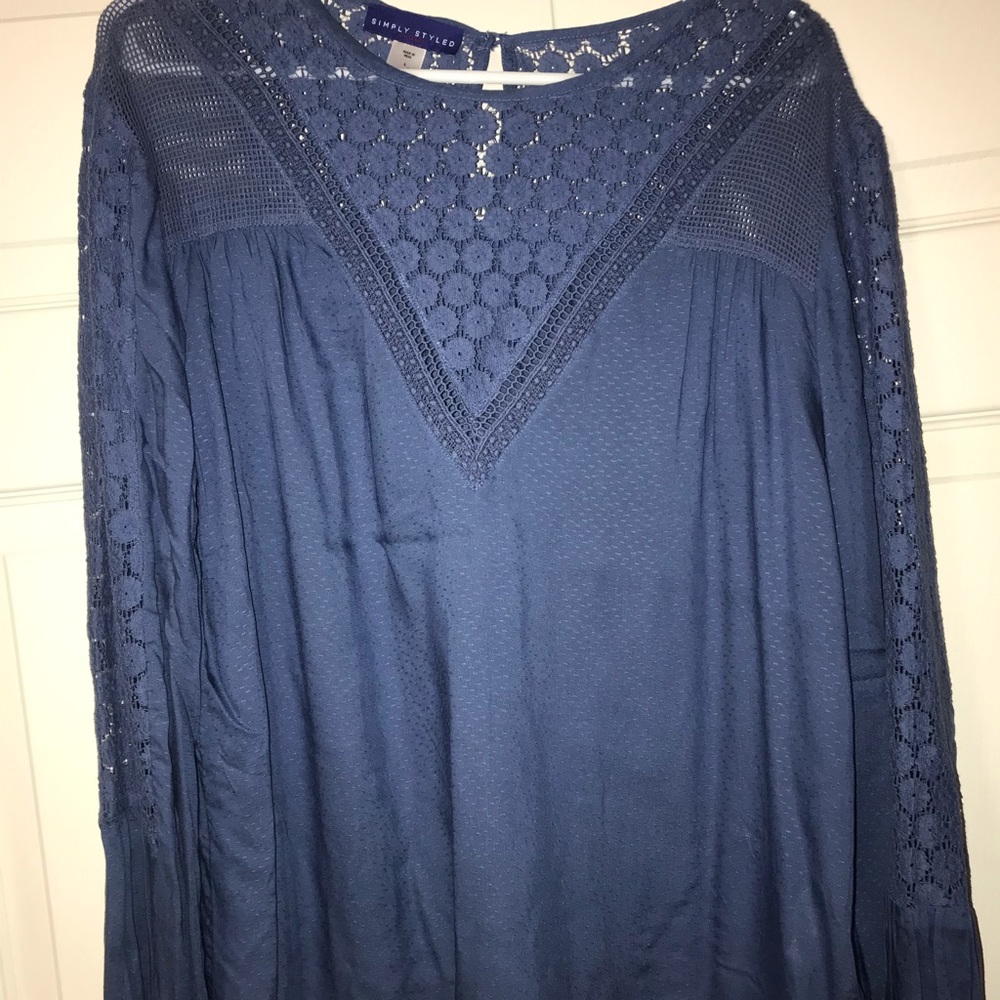 Women’s Blouse